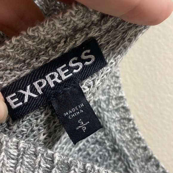 Express Top - Picture 3 of 3